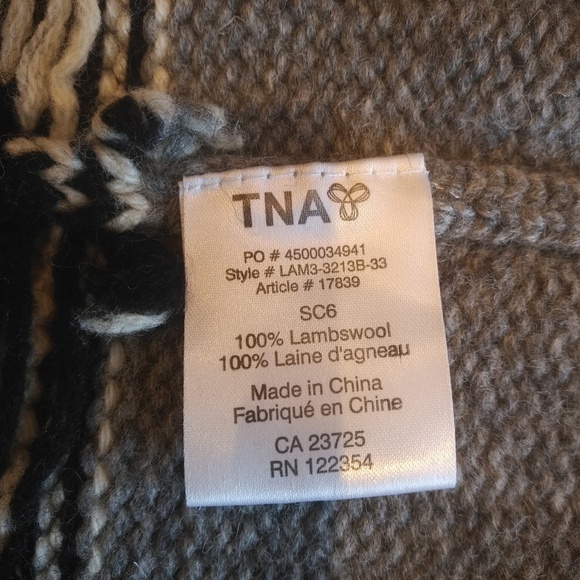 Aritzia TNA 100% Lambswool Grey Zip Up Cowichan Sea to Sky Women's S Sweater - Picture 11 of 13